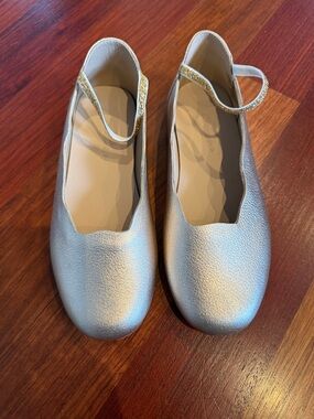 Elephantito Leather Ballet Flats NWOT